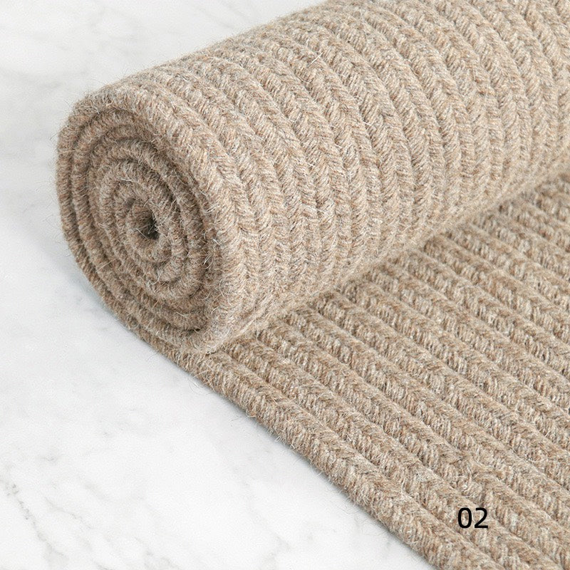 Hand-woven carpet made from only natural materials! A high-quality item that you can use for a long time (Warm Winter)