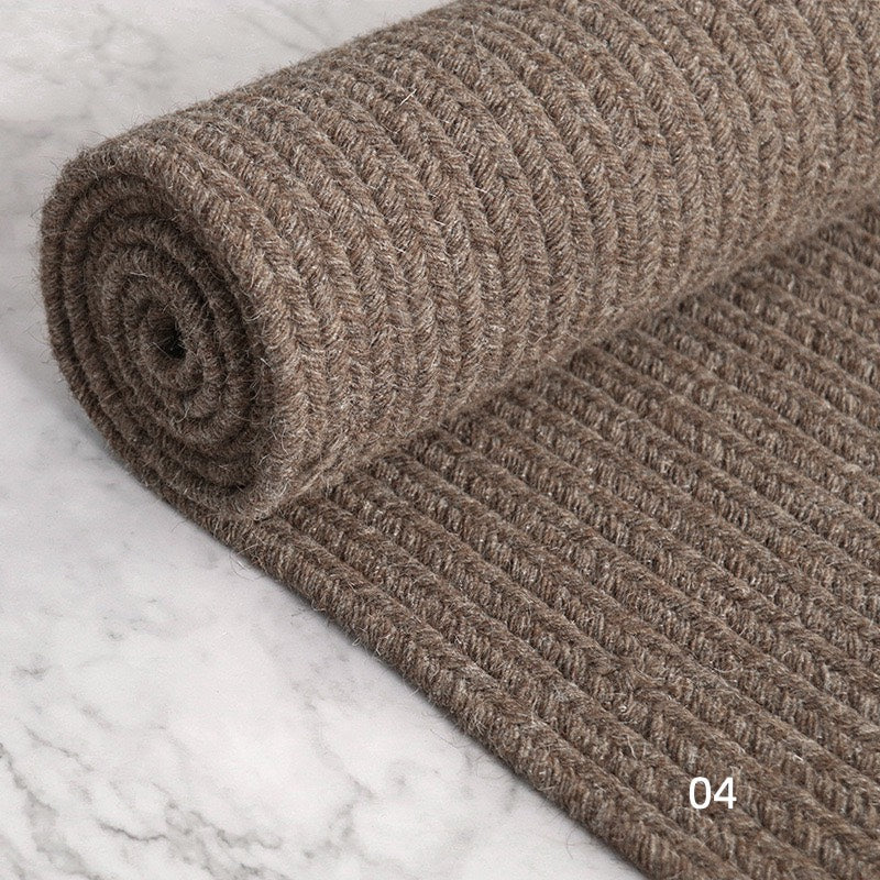 Hand-woven carpet made from only natural materials! A high-quality item that you can use for a long time (Warm Winter)