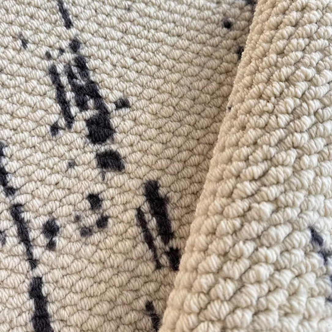 Machine-woven carpet made from pure natural wool! A high-quality product that you can use for a long time (Swiss Cedar) 