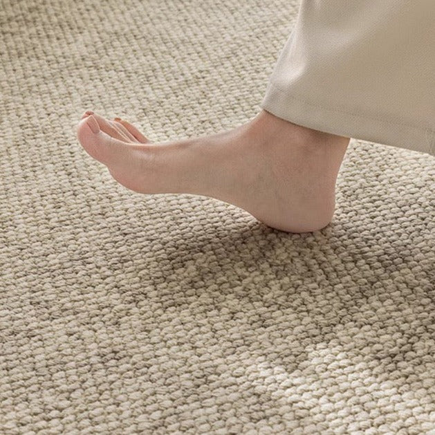 A hand-knitted carpet made from pure natural wool! A high-quality item that you can use for a long time (Tranquility) 
