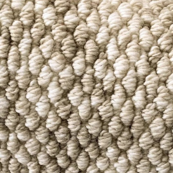 A hand-knitted carpet made from pure natural wool! A high-quality item that you can use for a long time (Tranquility) 