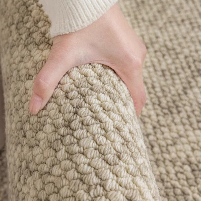 A hand-knitted carpet made from pure natural wool! A high-quality item that you can use for a long time (Tranquility) 