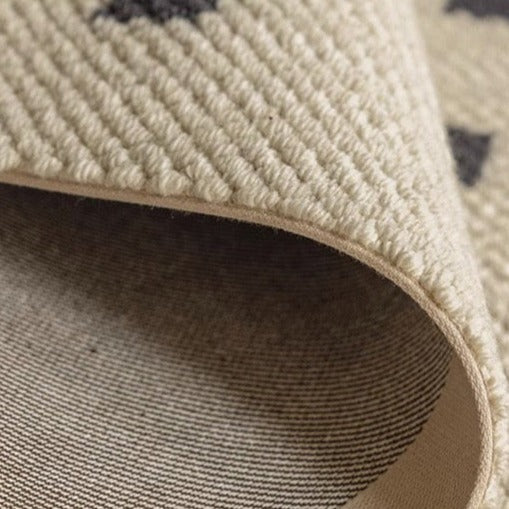 Machine-woven carpet made from pure natural wool! A high-quality item that you can use for a long time (Black Stone Apartment) 
