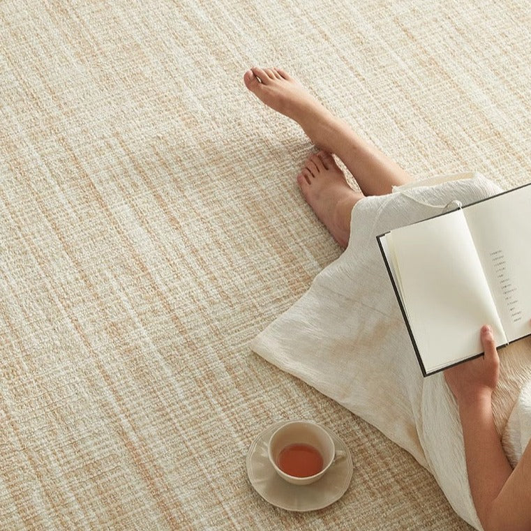 Machine-woven carpet made from pure natural wool! A high-quality product that you can use for a long time (Skin) 