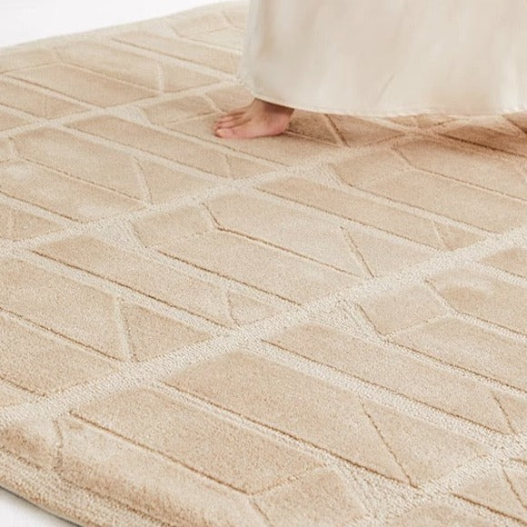 Luxury handmade tufted gun stitch carpet (Cream Top) 