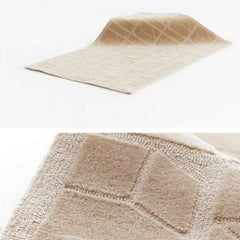Luxury handmade tufted gun stitch carpet (Cream Top) 