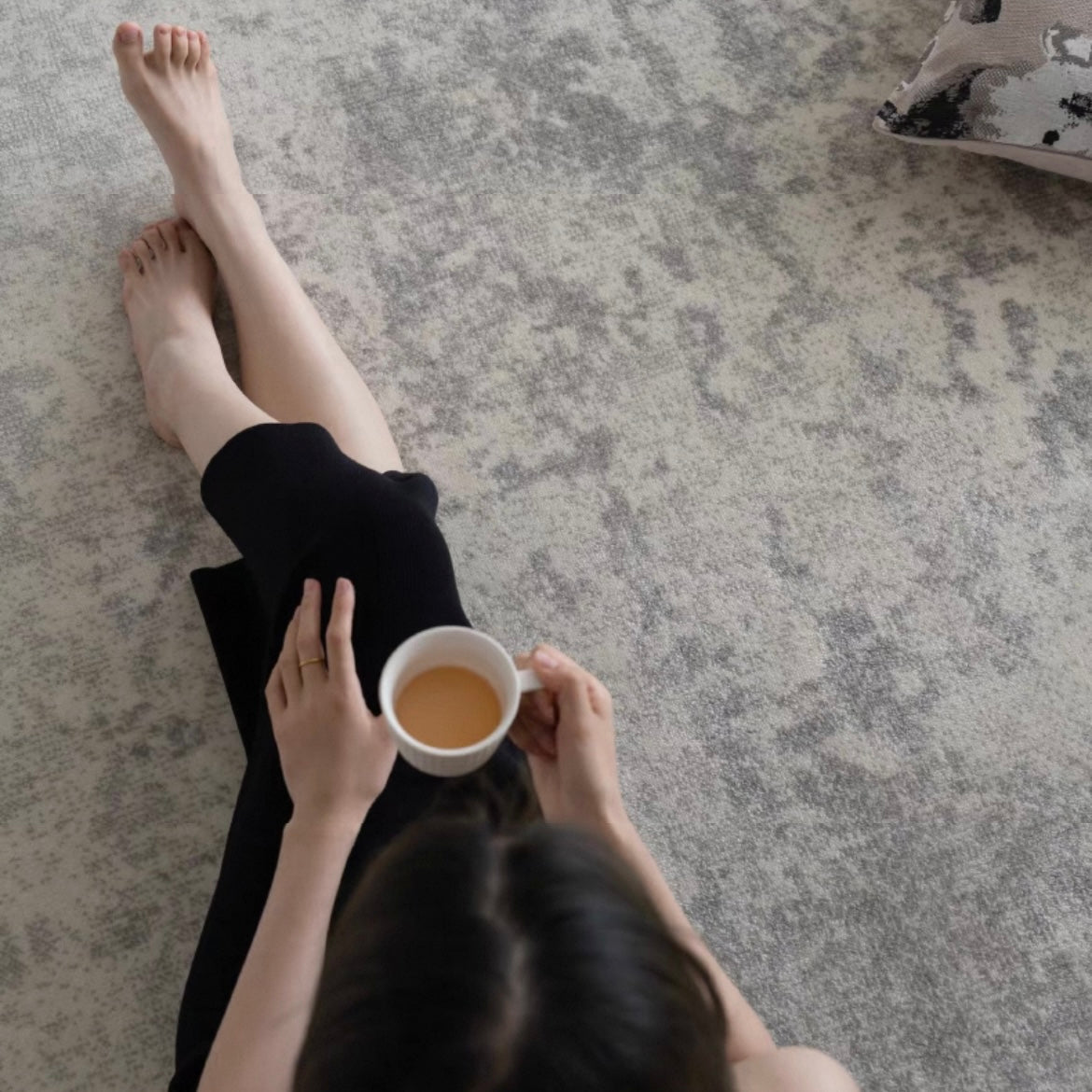 Great value for money! High-quality polypropylene Wilton woven carpet (Walden) that you can use for a long time. 