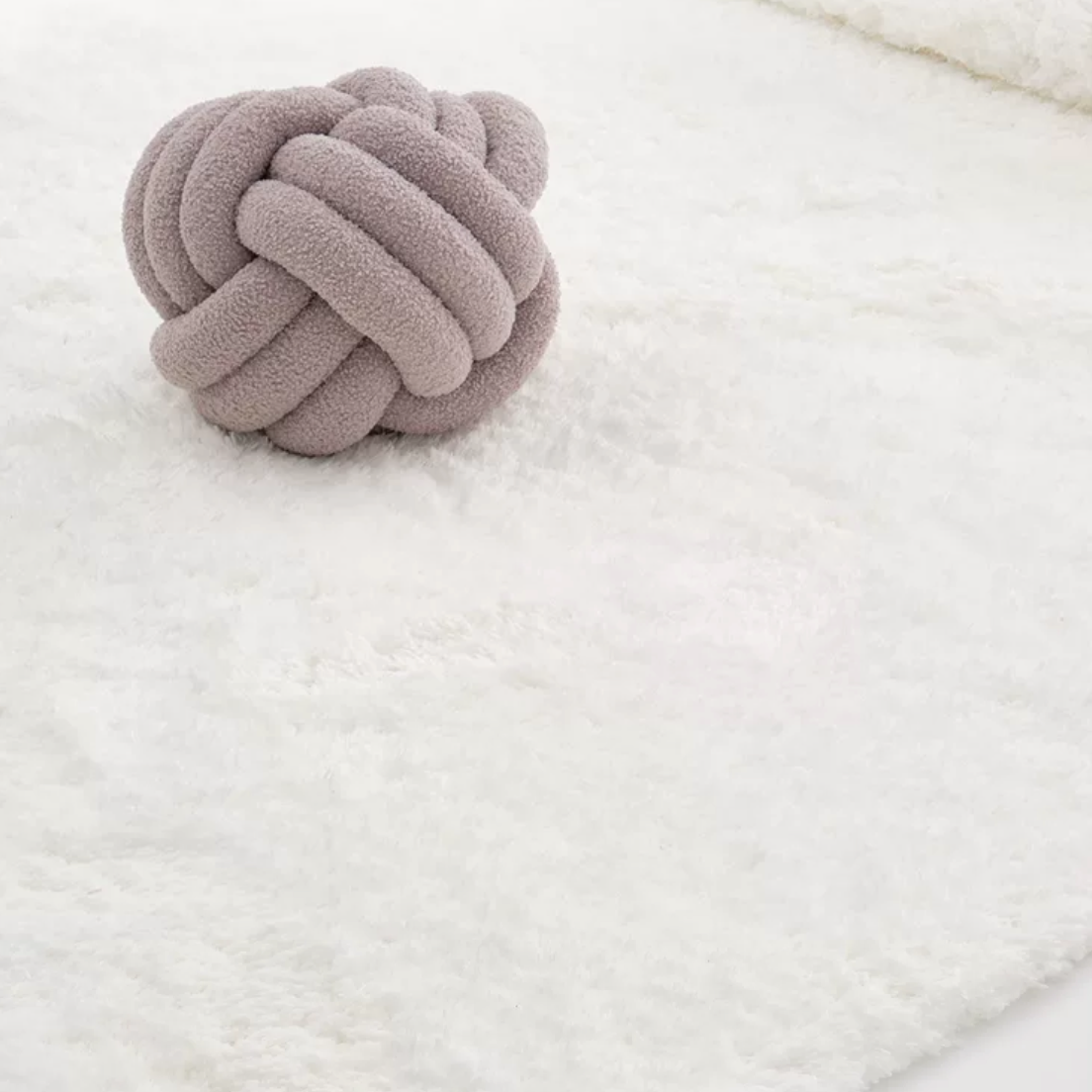 A high-quality carpet (Soft Series) made with an ultra-high density weave of 650,000 stitches. 