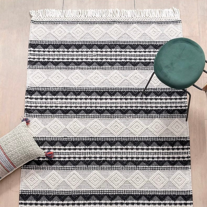 Hand-woven carpet made from only natural materials! A high-quality product that you can use for a long time (Mexico-01)