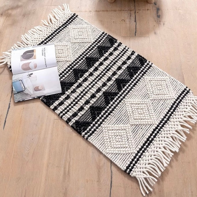Hand-woven carpet made from only natural materials! A high-quality product that you can use for a long time (Mexico-01)