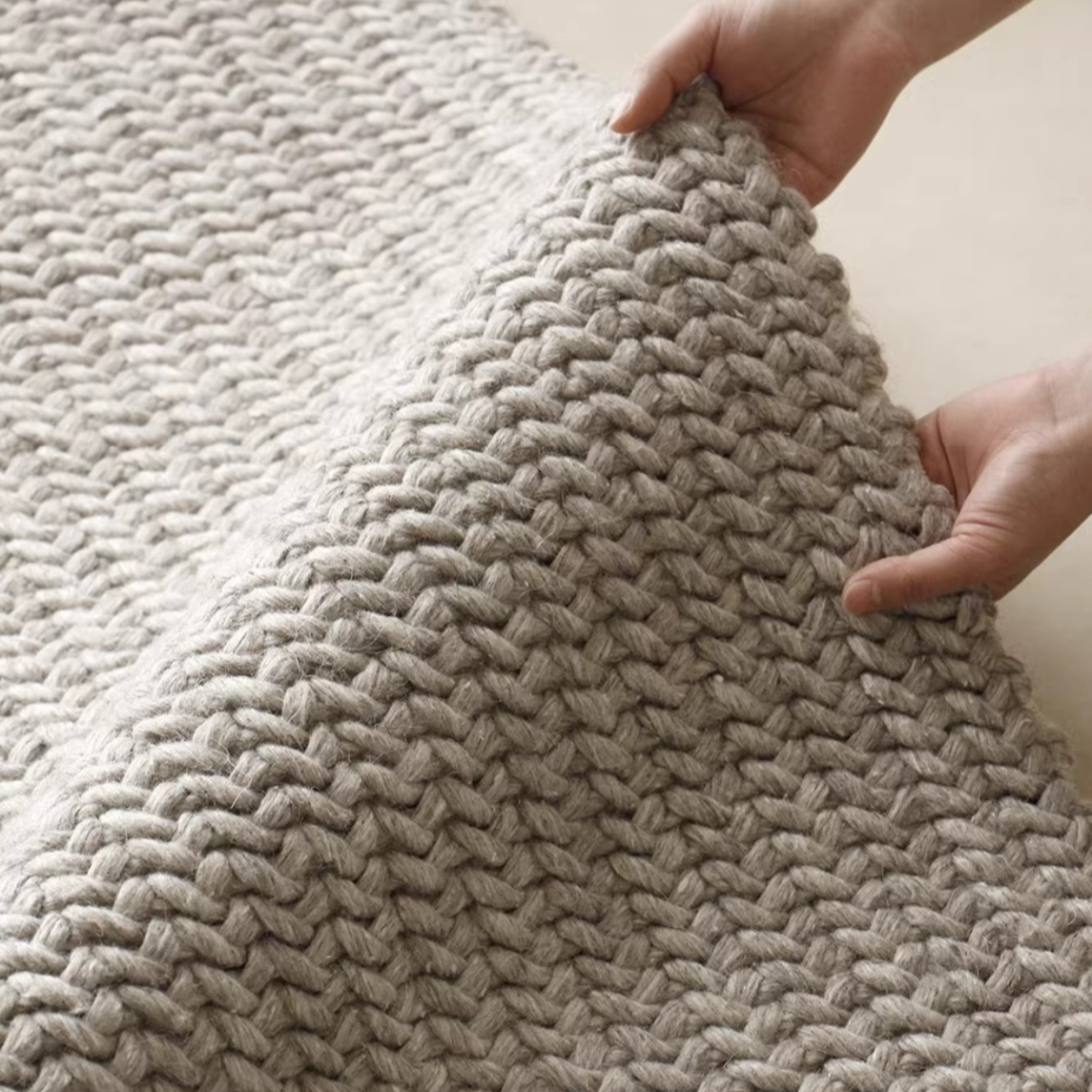 Hand-woven carpet made from only natural materials! A high-quality item that you can use for a long time (wheat ear)