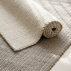Hand-woven carpet made from only natural materials! A high-quality item that you can use for a long time (wheat ear)