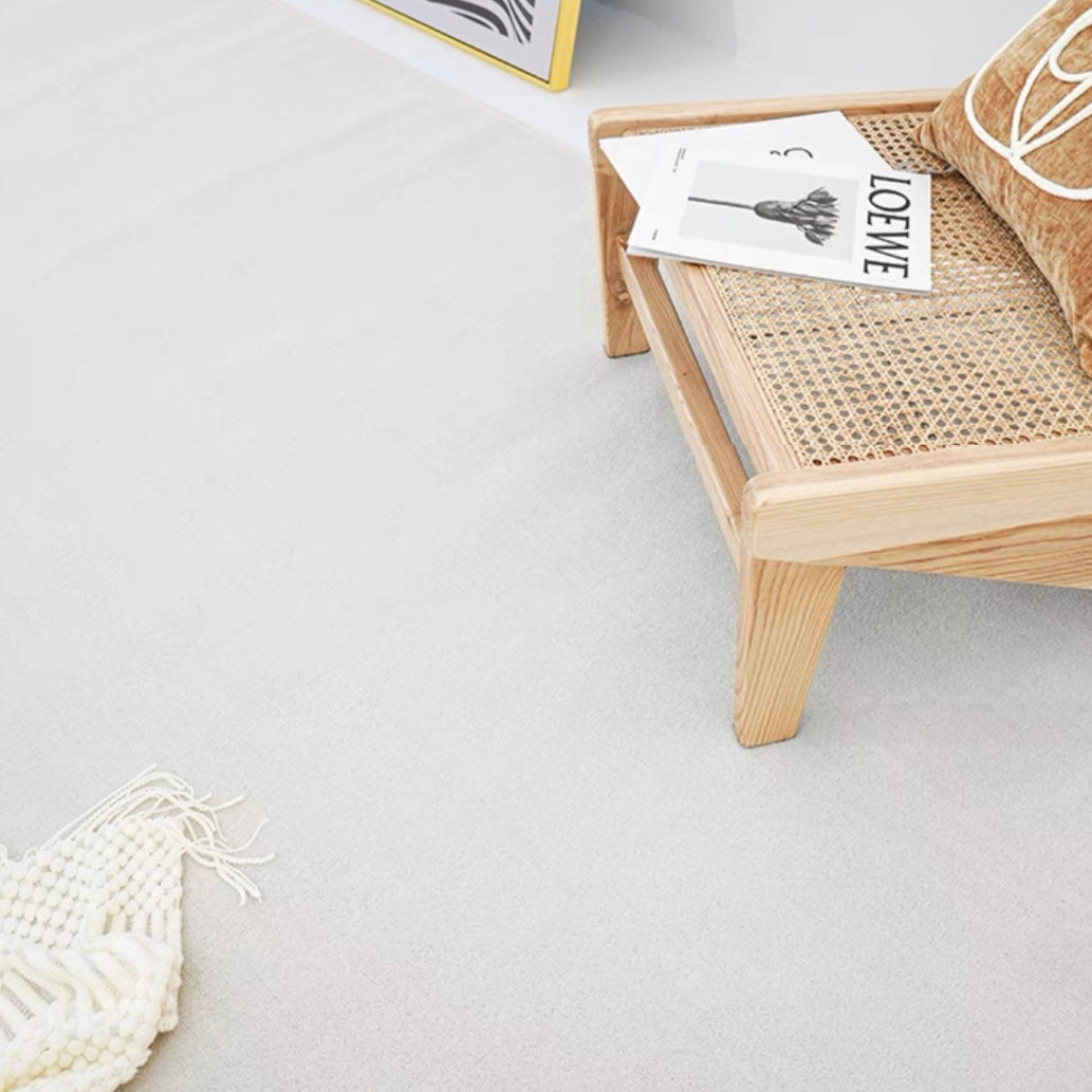 Perfect for a monochrome room. Stylish grey Wilton rug (Annie) 