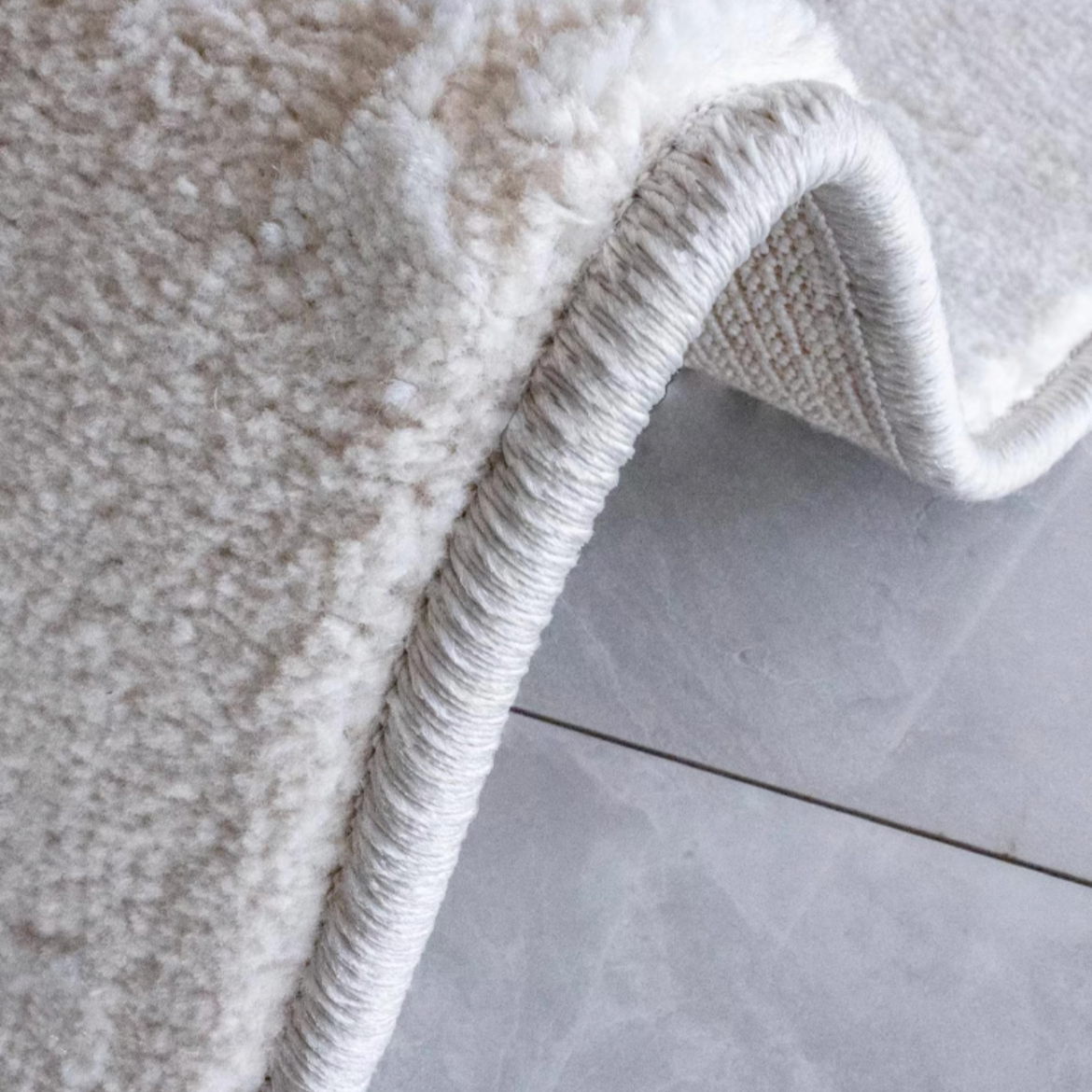 Classic Nordic 3D design Wilton woven carpet (Glacier) 