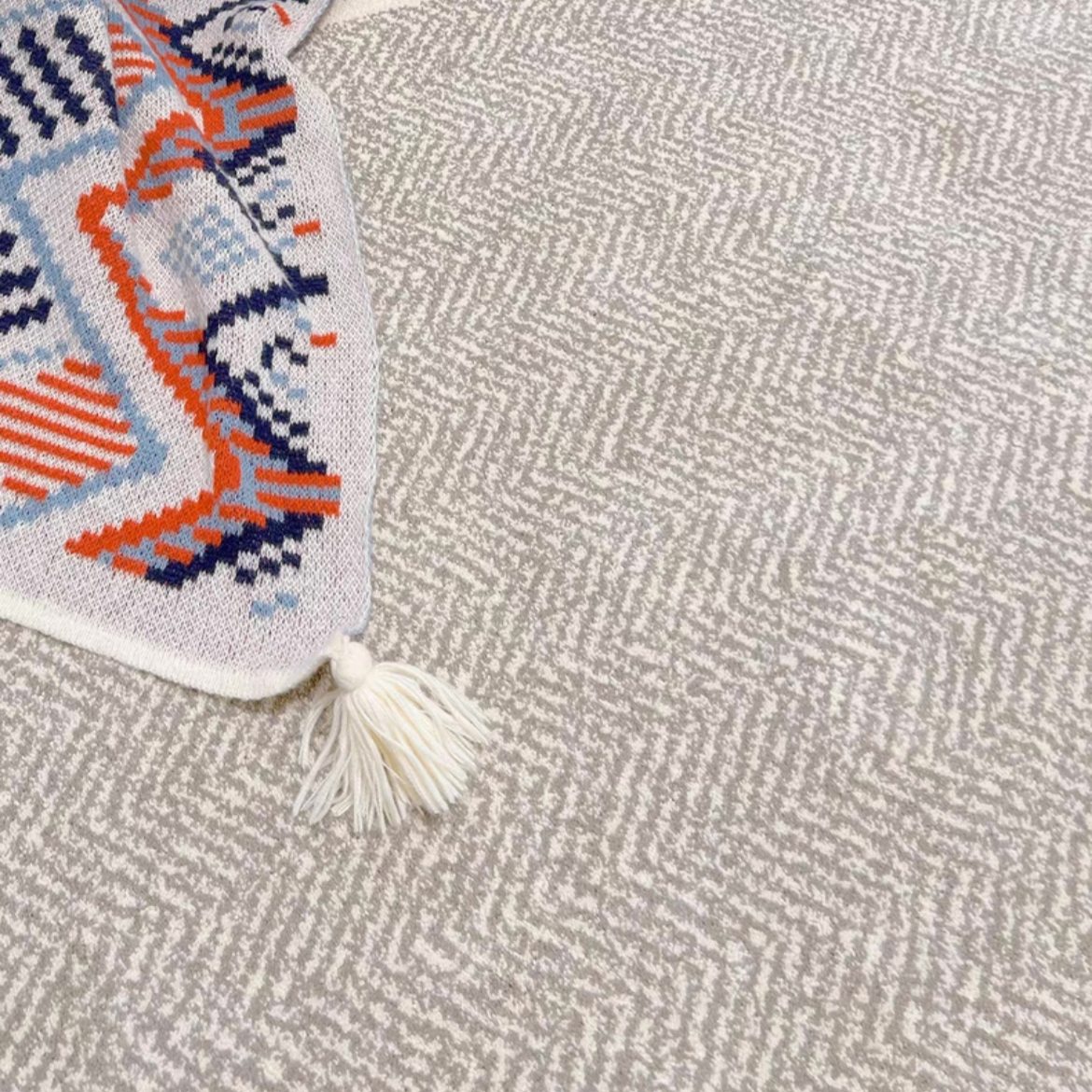 Classic Scandinavian 3D design Wilton woven carpet (Cloud) 