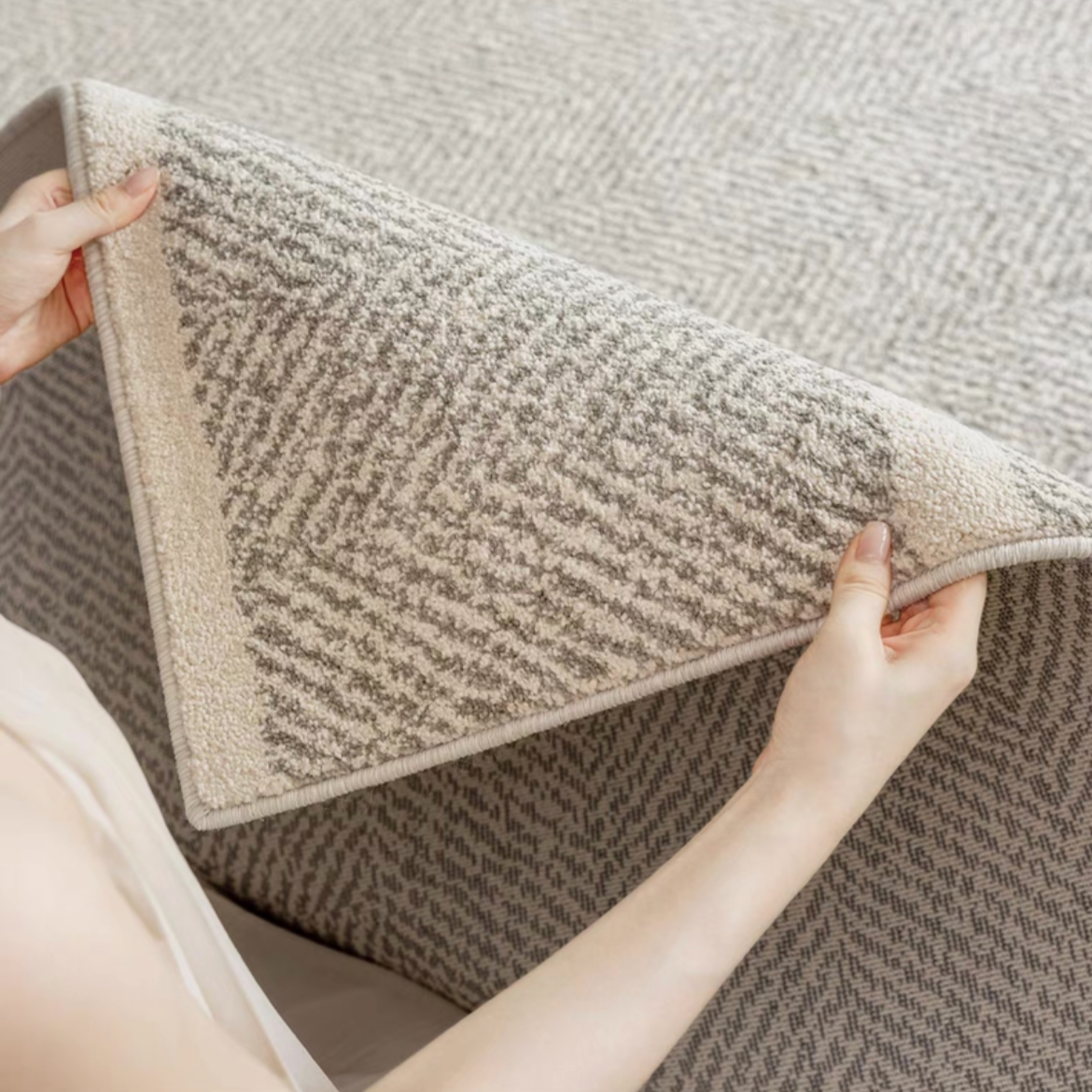Classic Scandinavian 3D design Wilton woven carpet (Cloud) 