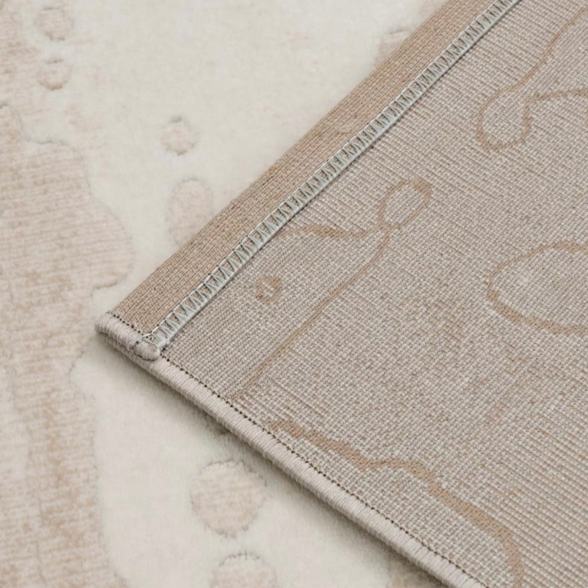 Classic Scandinavian 3D design Wilton woven carpet (Wanni) 