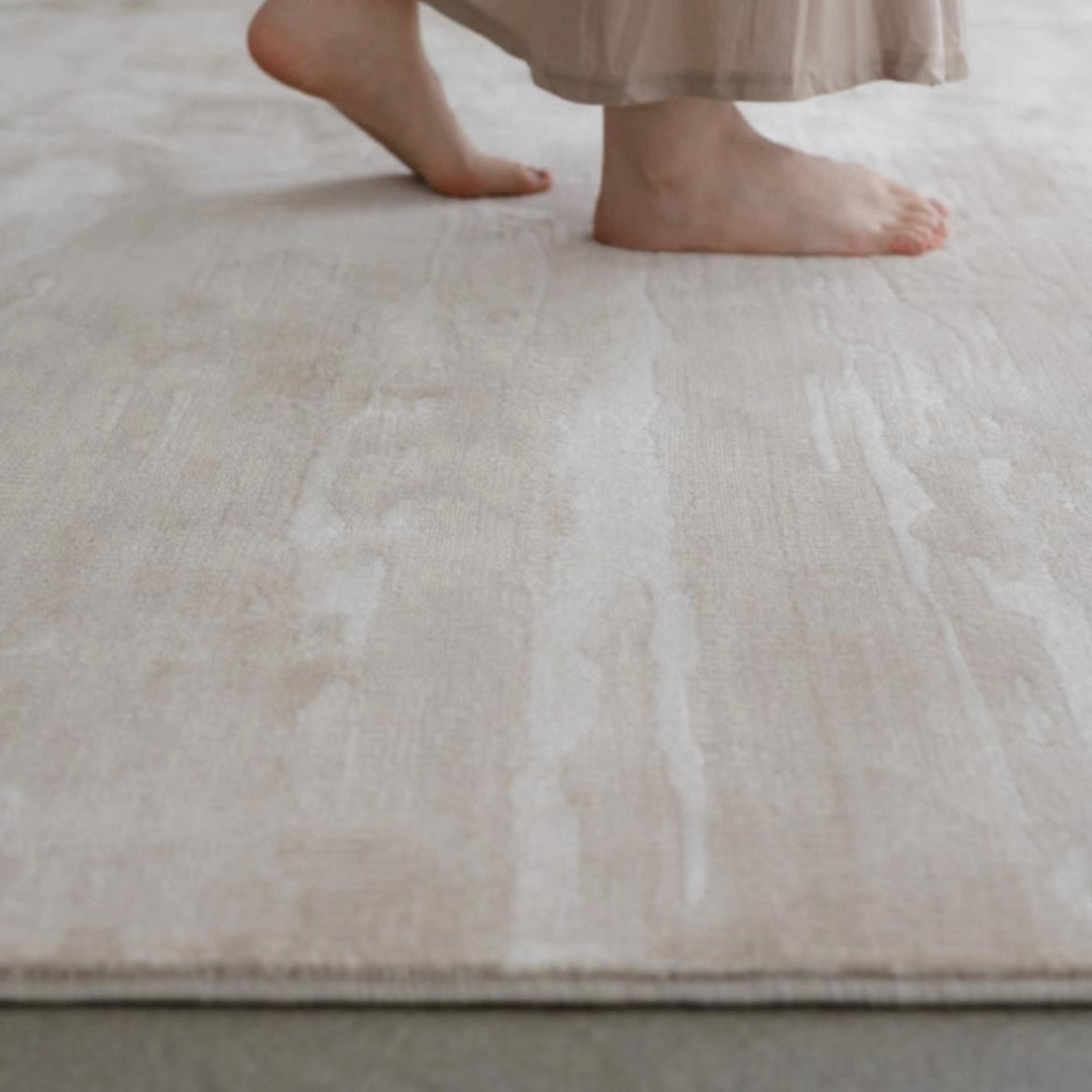 Classic Scandinavian 3D design Wilton woven carpet (Wanni) 