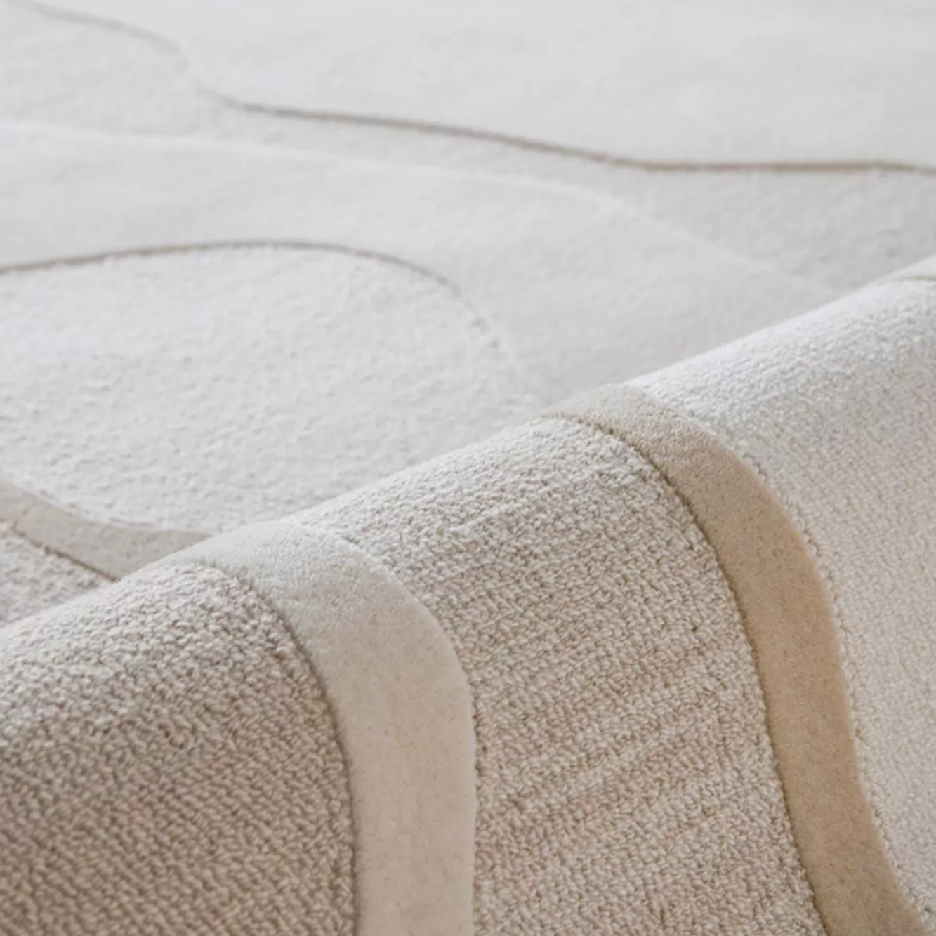 Luxury handmade tufted gun stitch carpet (Waves)
