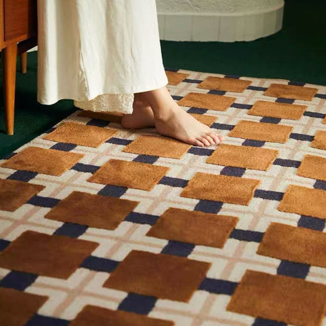 Luxury Hand Tufted Gun Stitched Carpet (American Vintage)