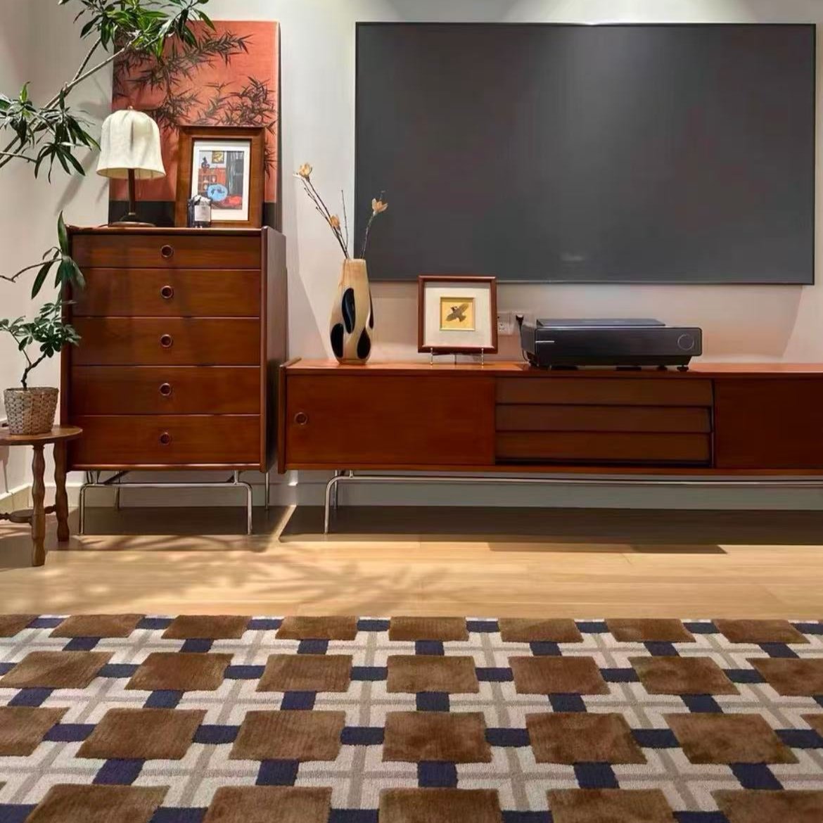 Luxury Hand Tufted Gun Stitched Carpet (American Vintage)