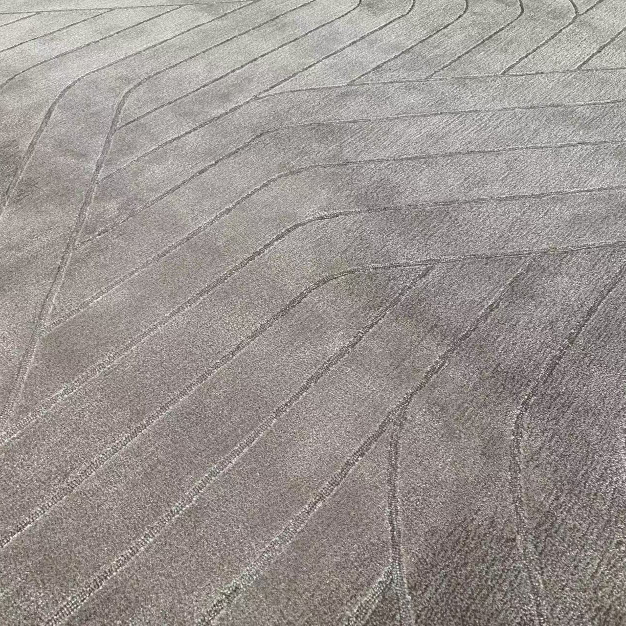 High-quality handmade tufted gun-stitched carpet (regulation)