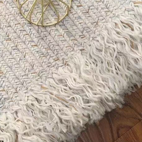 Create a natural tropical atmosphere! Hand-woven fringe carpet (SOFTY)