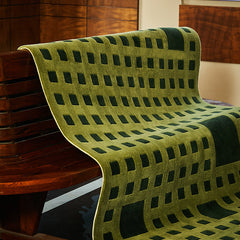 Luxury handmade tufted gun stitch carpet (Green Square)